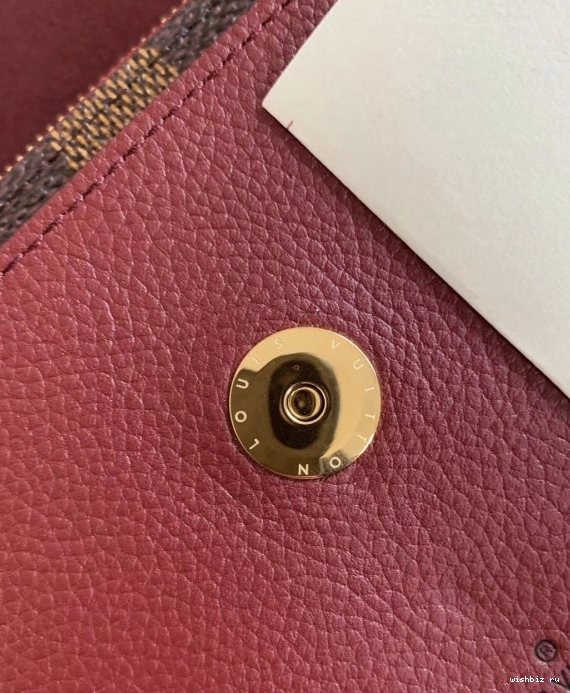 WIS LOUIS WALLET VUITTON CHAIN VAVIN 0121